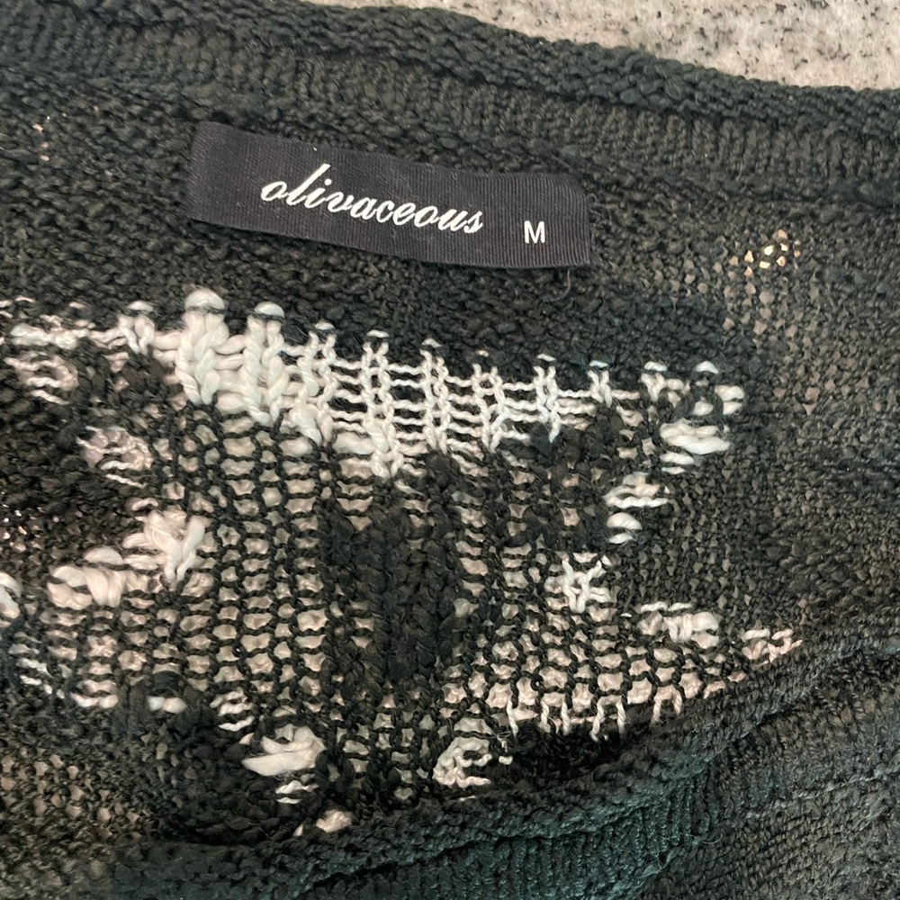 Black Star Pattern Sweater - Picture 7 of 7